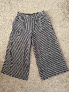 Banana Republic Gray Pinstripe Wide-Leg Pants